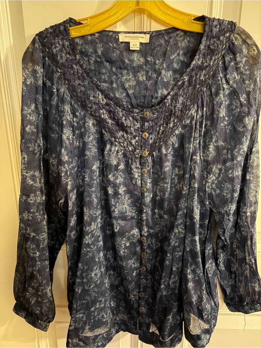 beachlunchlounge navy and white button-down blouse